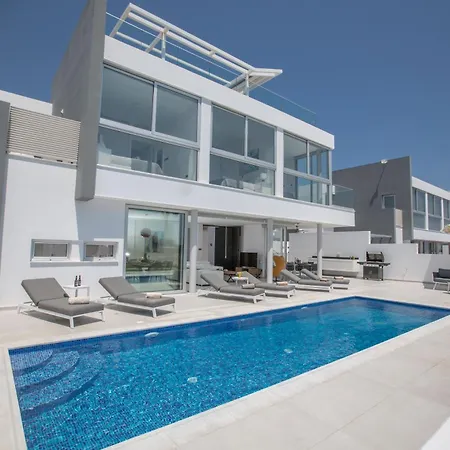 Дом отдыха Haus In Pernera Mit Bi Fold Patio *