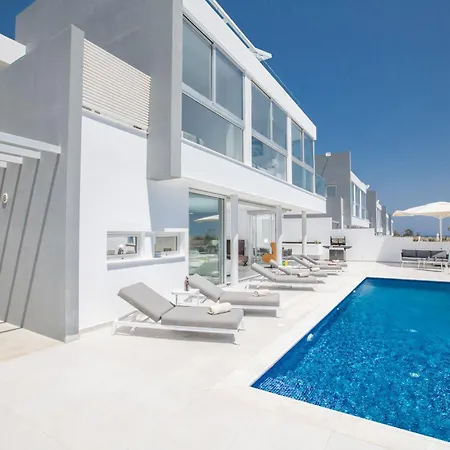 Дом отдыха Haus In Pernera Mit Bi Fold Patio *